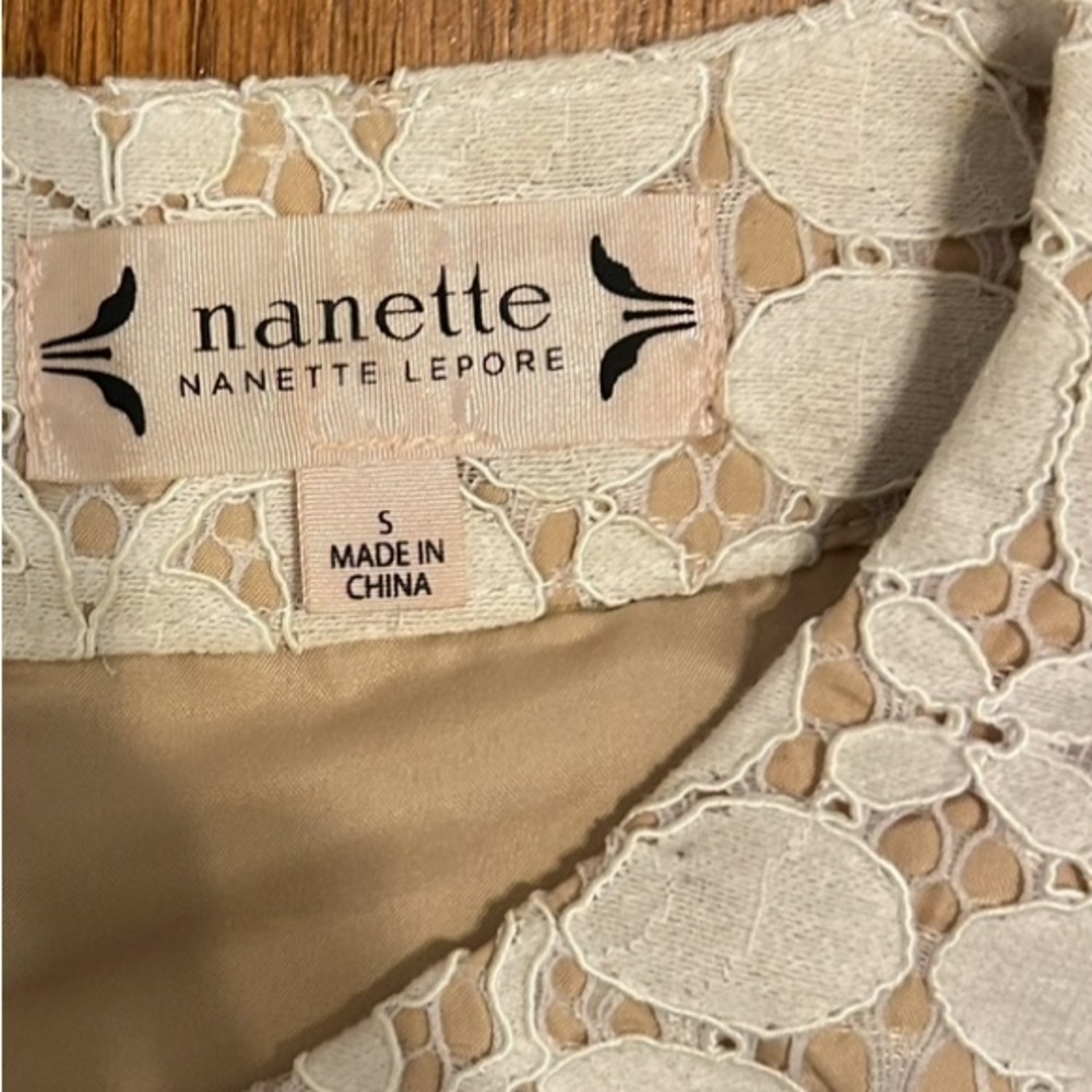 Nanette Lepore Lace Peplum Blouse Blue Ivory Colorblock Size Small - Picture 5 of 8